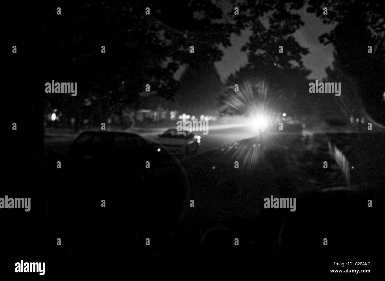 Car headlights at night hi-res stock photography and images - Alamy