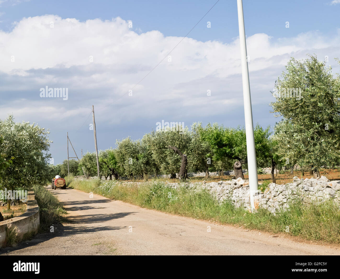 Farm work country road hi-res stock photography and images - Alamy