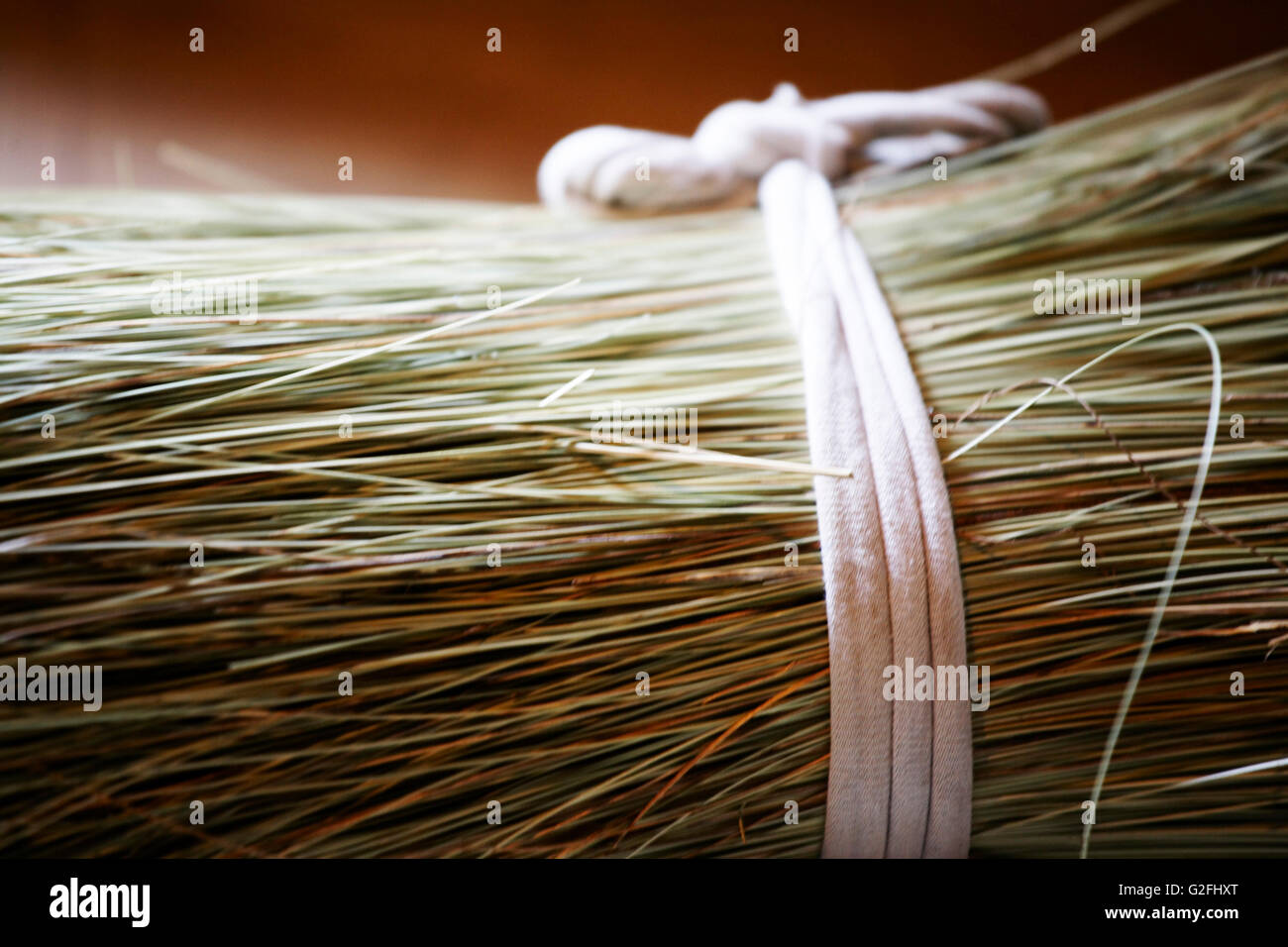 Straw bundle hi-res stock photography and images - Alamy