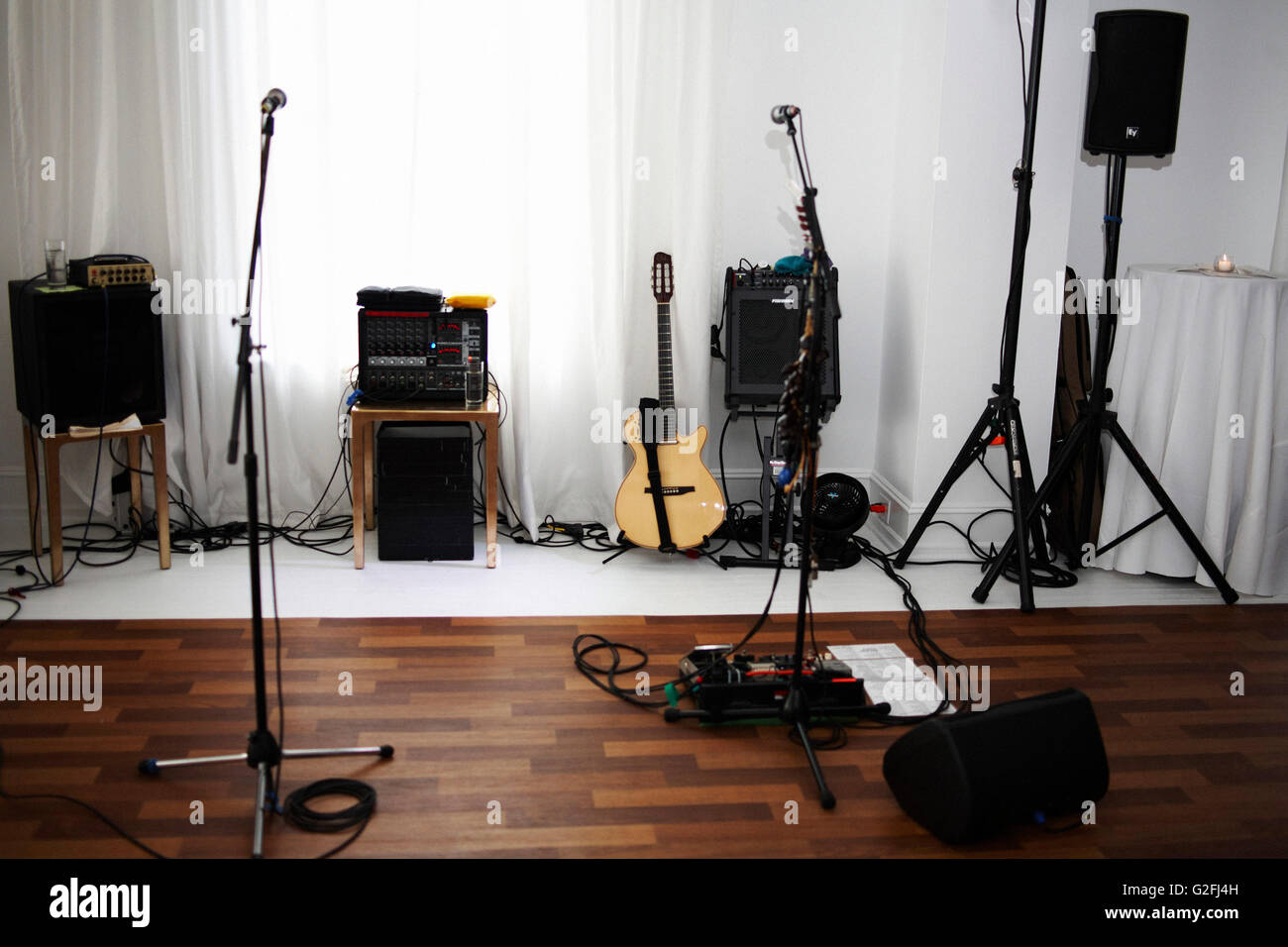 Band equipment hires stock photography and images Alamy