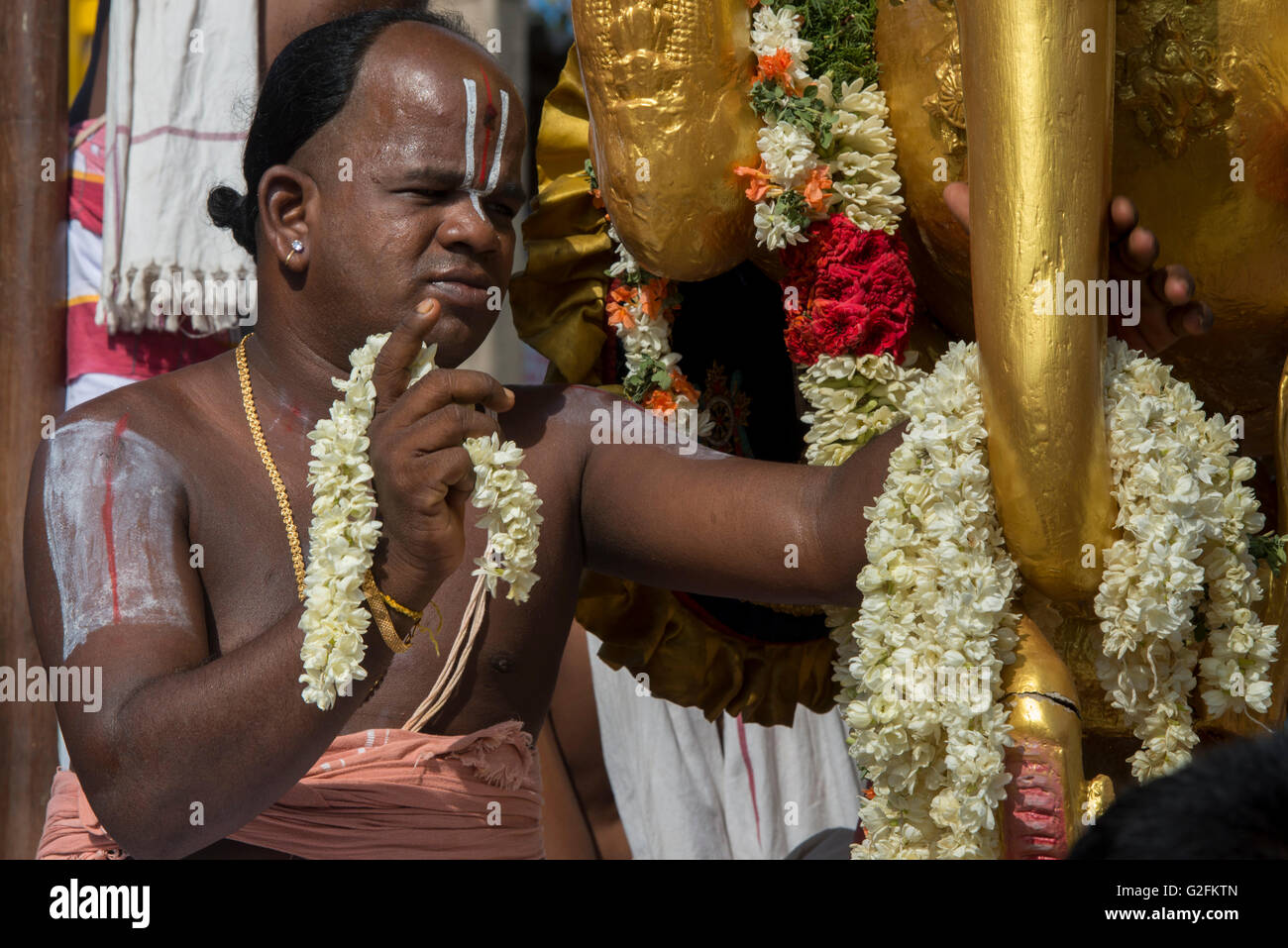 Brahmin Priest On Float (Chariot) Blessing Devotees In Downtown Stret, Mamallapuram (Mahabalipuram) Stock Photo