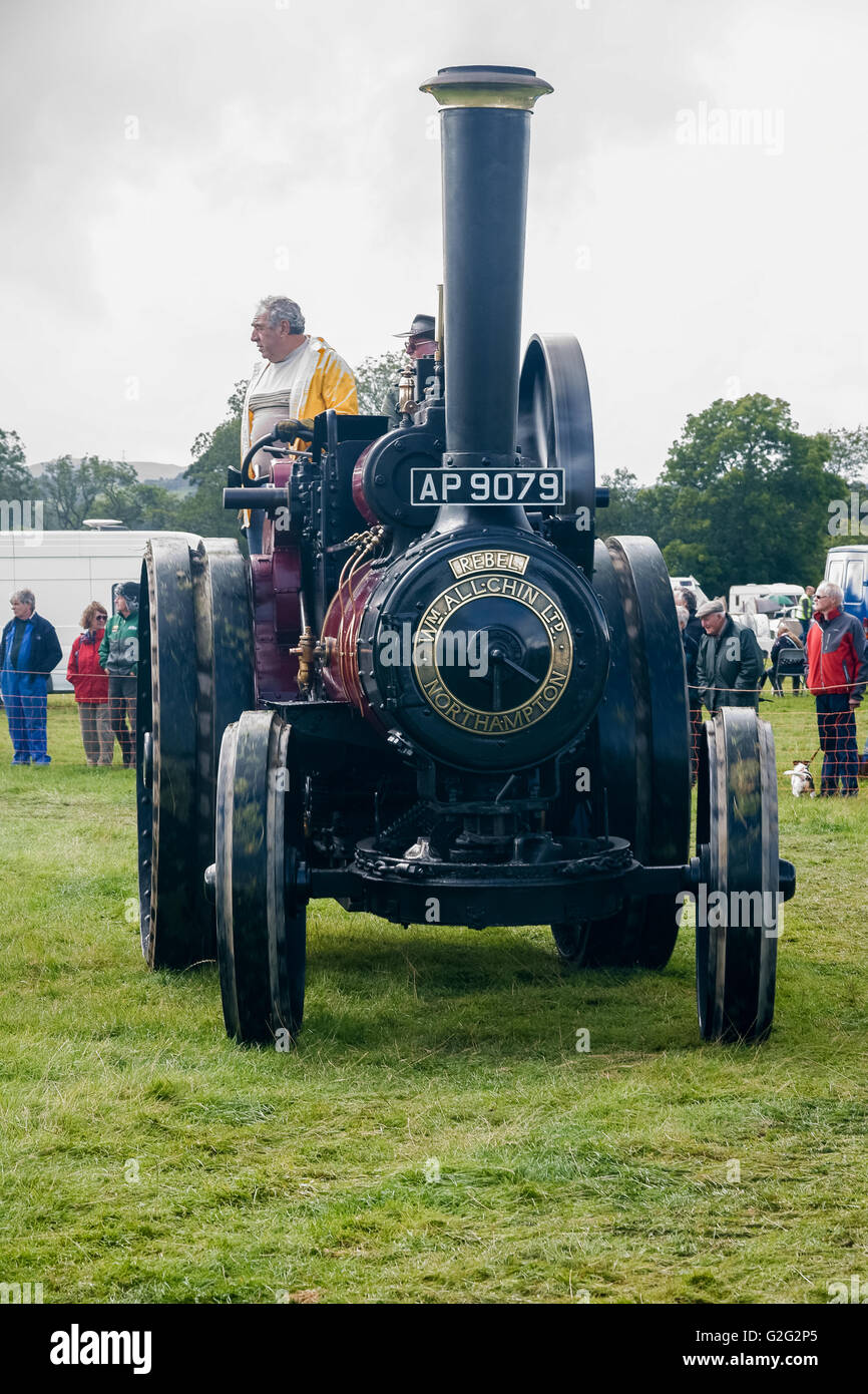 William Allchin steam powered traction engine called Rebel built in