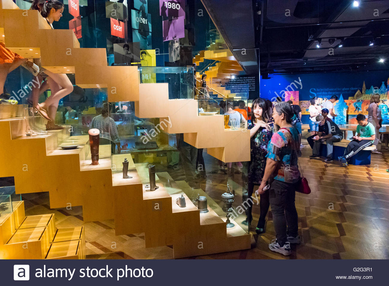 Toronto, Canada, Bata Shoe Museum: Visitors looking at vintage shoes Stock  Photo - Alamy