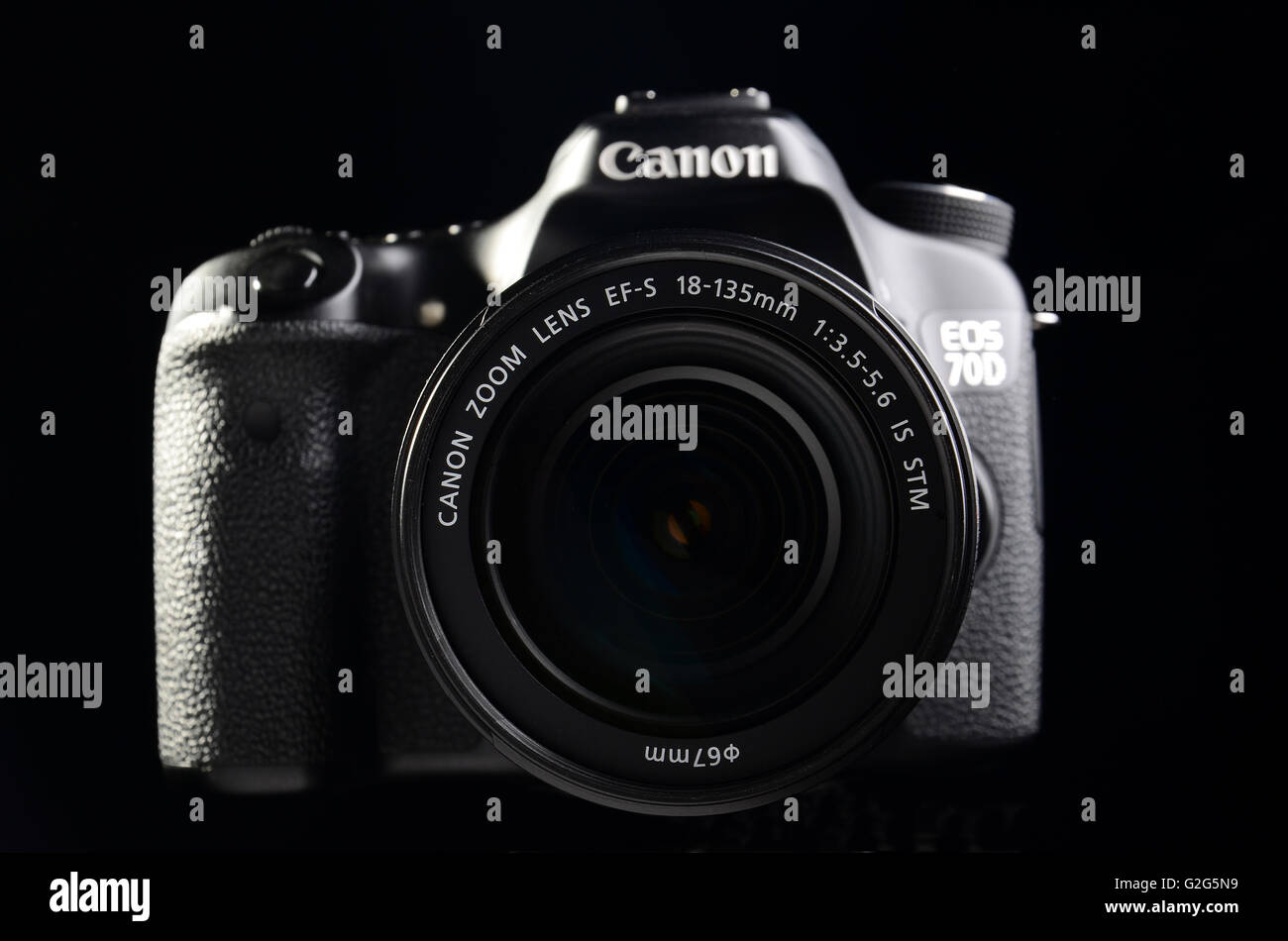 DSLR camera Canon EOS 70D Stock Photo Alamy