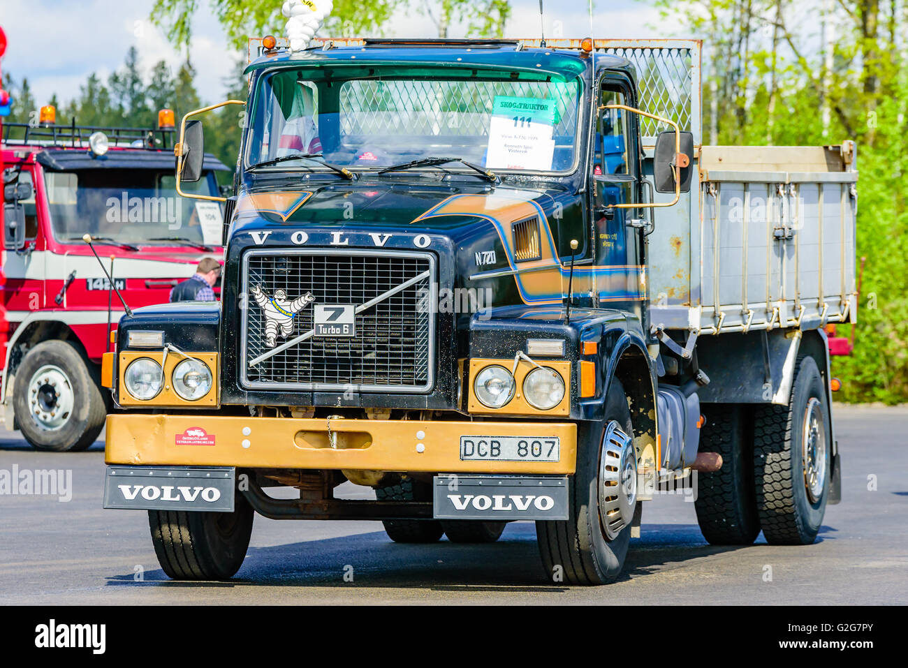 Volvo fmx hi-res stock photography and images - Alamy