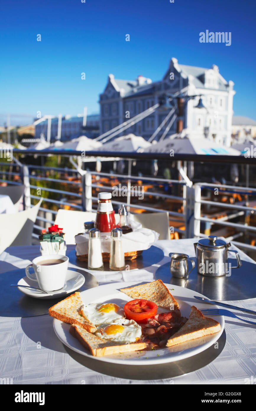Breakfast at outdoor cafe at Victoria and Alfred Waterfront, Cape Town