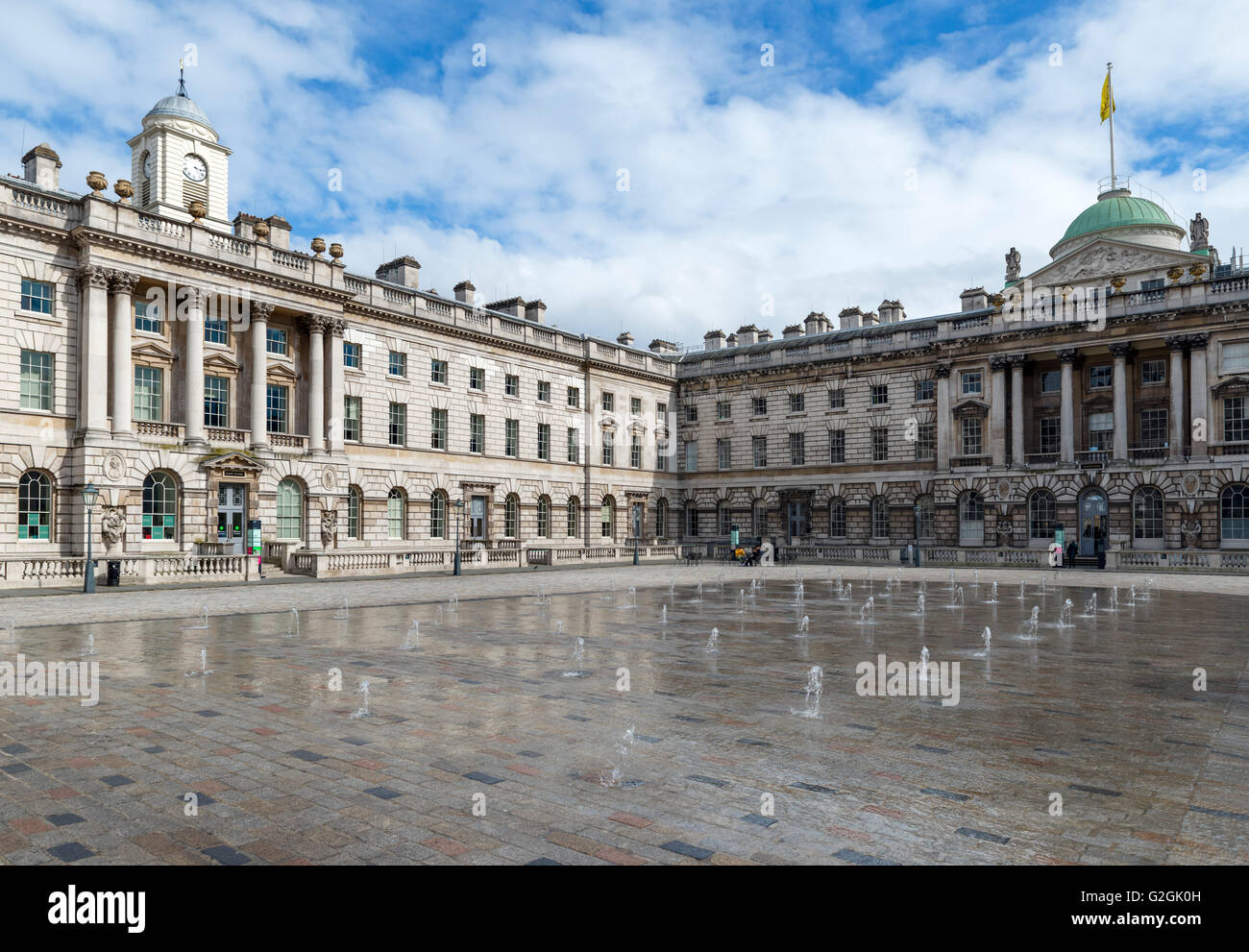 The Fountain Court at Somerset House, The Strand, London, England, UK Stock Photo