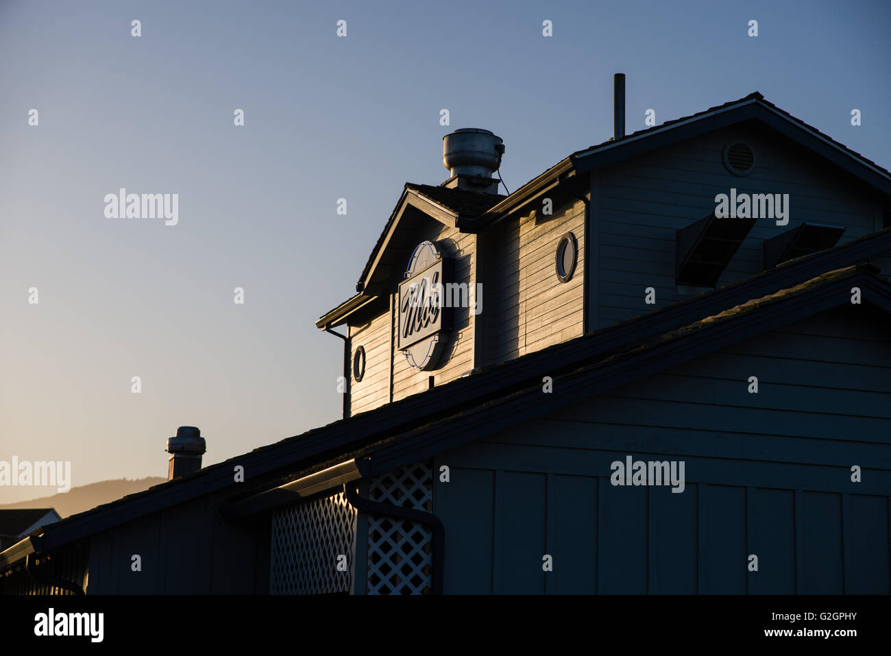 Mo's Seafood restaurant in Lincoln City, Oregon Stock Photo Alamy