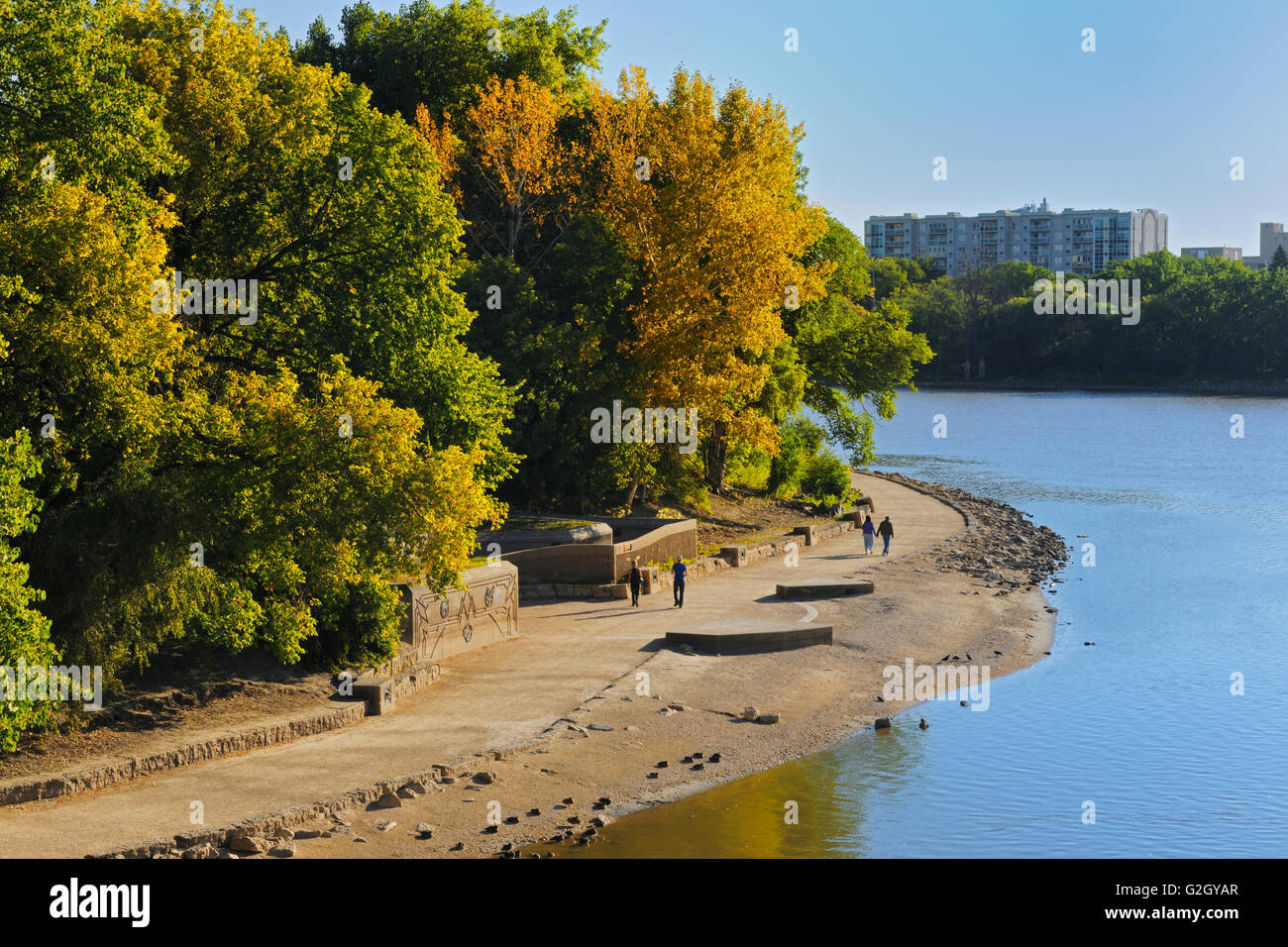 Trail alongside the Assiniboine and Red Rivers at The Forks National ...