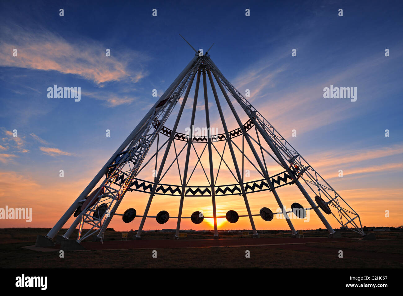 Saamis Tepee at sunset Medicine Hat Alberta Canada Stock Photo Alamy