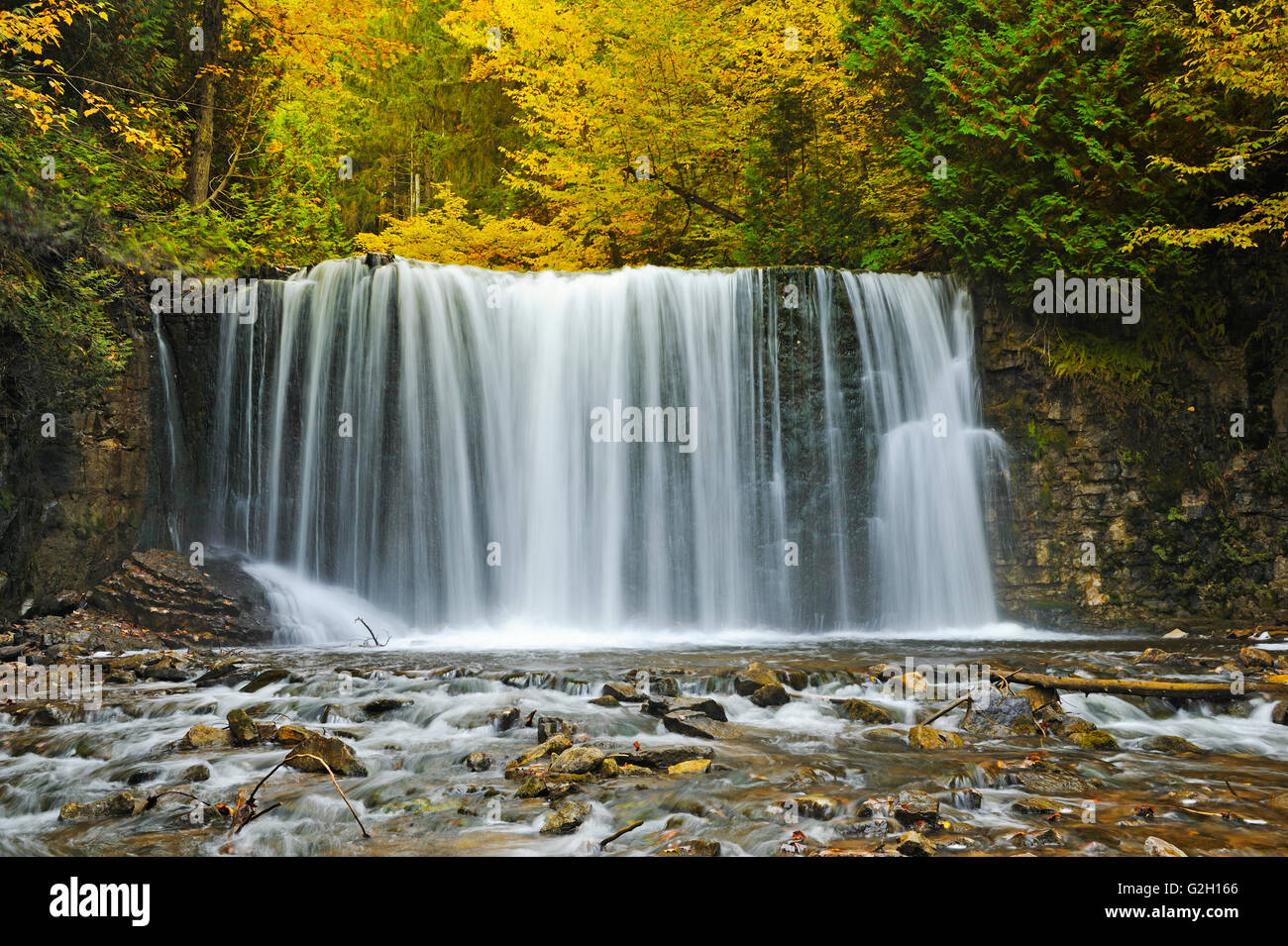 Boyne River At Hoggs Falls In Autumn Near Flesherton Ontario Canada Stock Photo Alamy Boyne River At Hoggs Falls In Autumn Near Flesherton Ontario Canada Stock Photo Alamy
