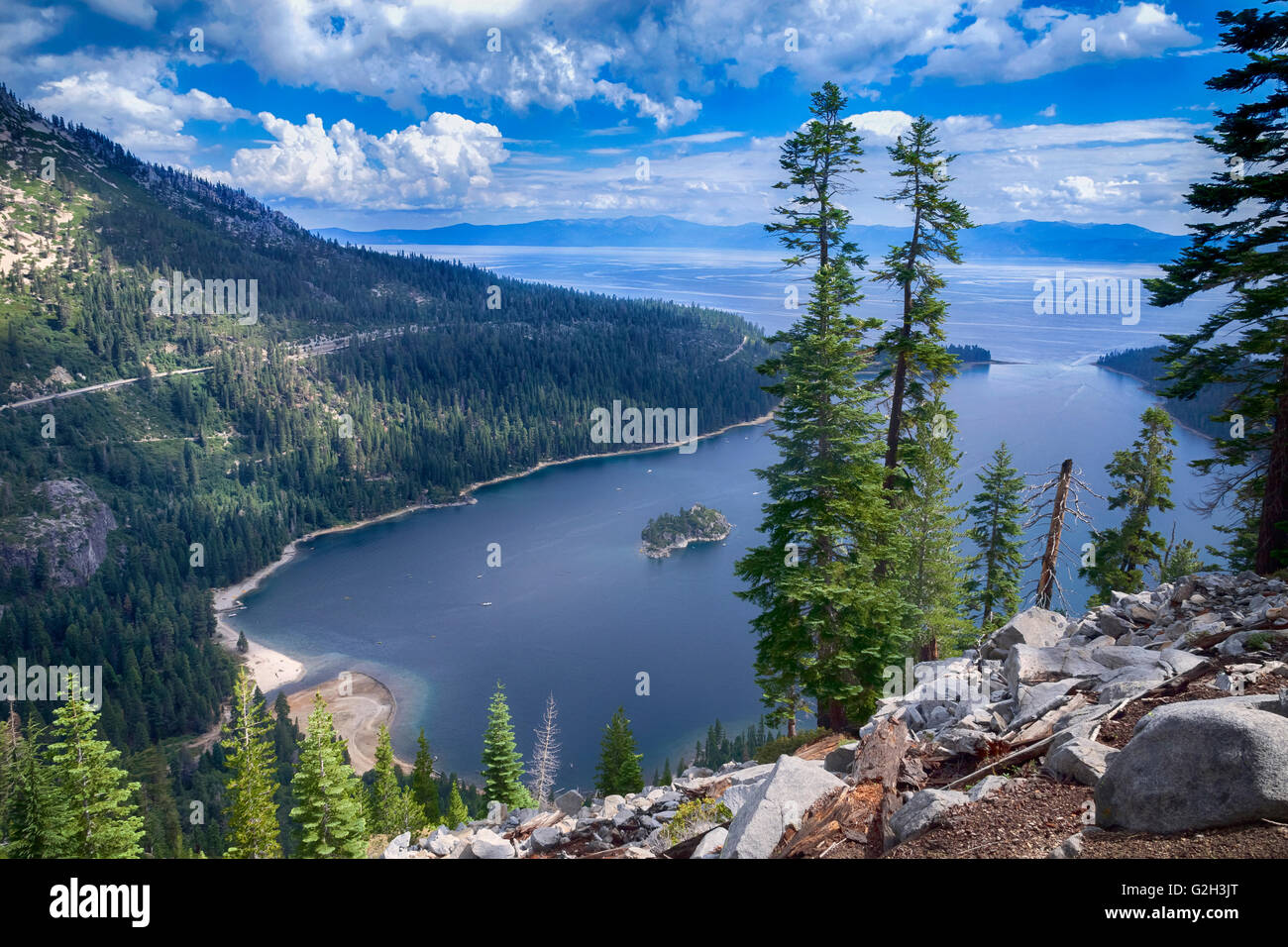 Featured image of post Steps to Make Emerald Bay Lake Tahoe Hike