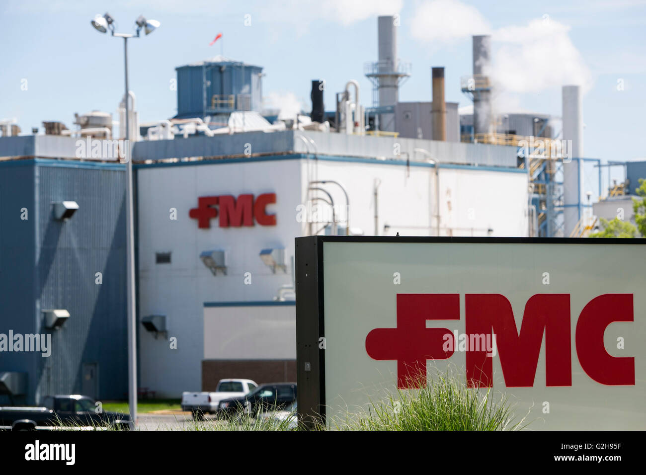 A logo sign outside of a FMC Corporation BioPolymer plant in Newark, Delaware on May 8, 2016. Stock Photo