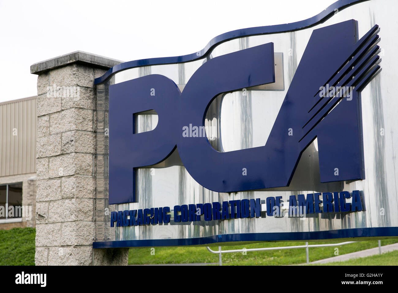 Packaging corporation of america hi-res stock photography and images - Alamy