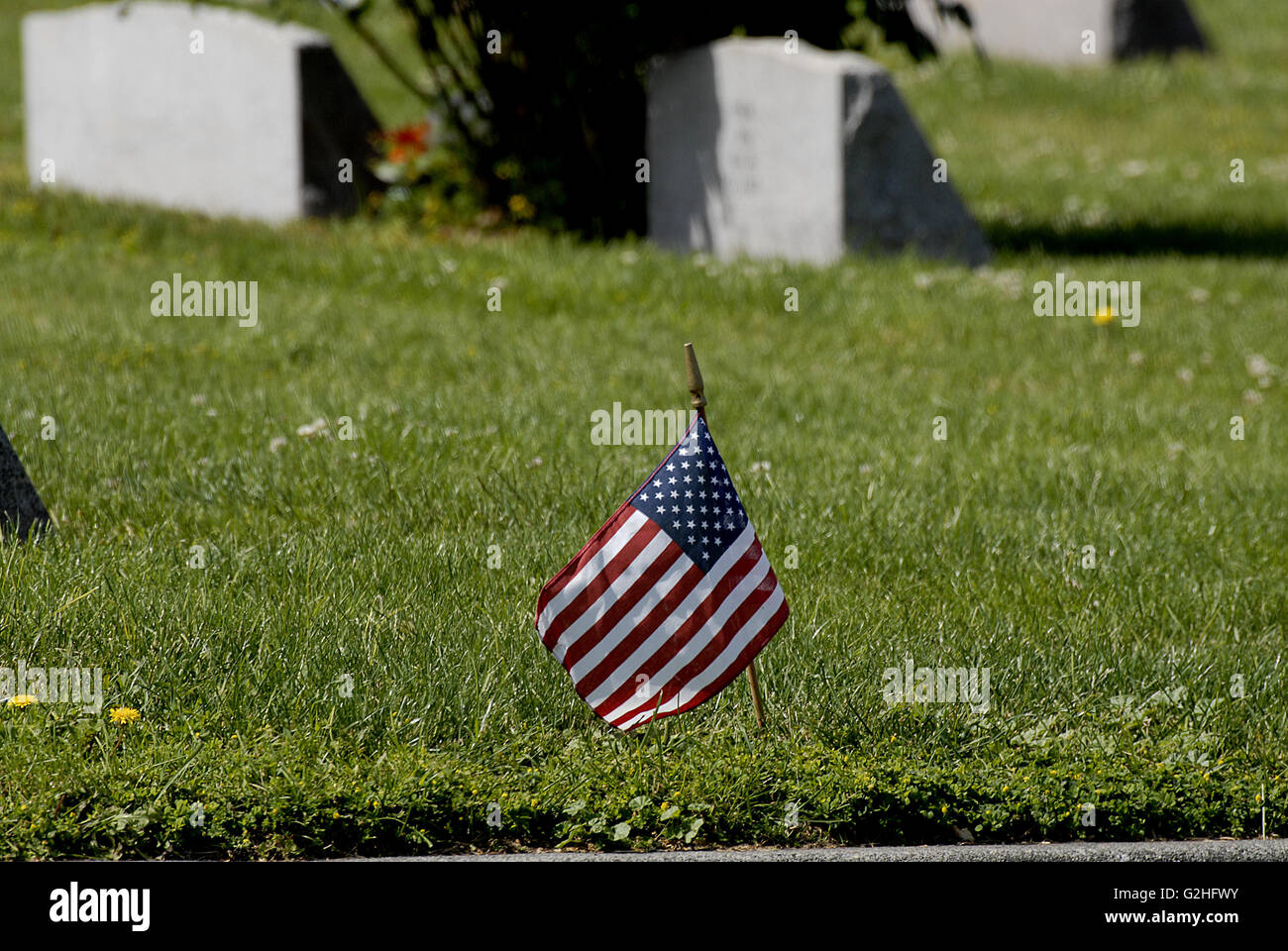 Lewiston, Idaho, USA. 30th May, 2016. Memorial day ceremony and people put flowers on their love