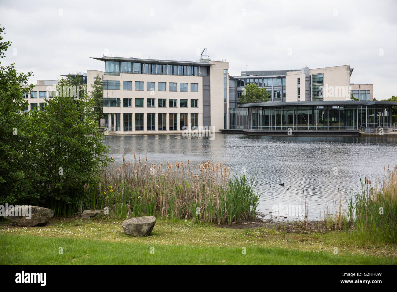 British airways headquarters hi-res stock photography and images - Alamy