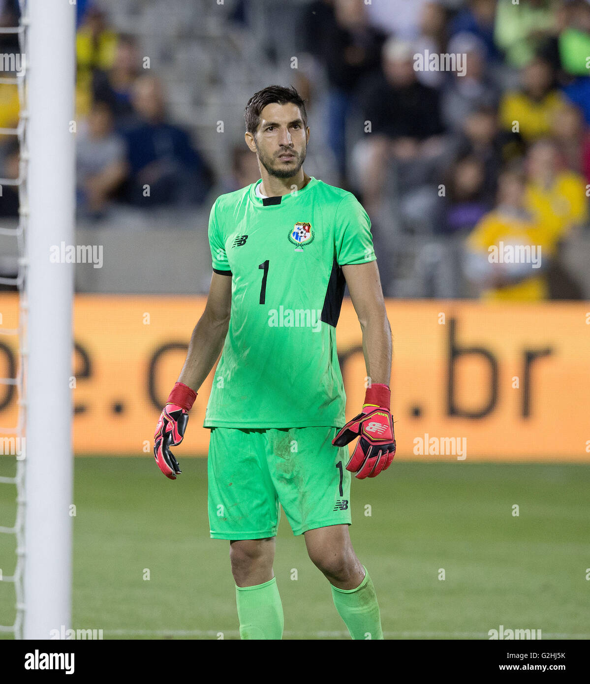 Commerce City, Colorado, USA. 29th May, 2016. Panama G JAIME PENEDO looks on before a corner kick to his goal during a friendly match against Panama before the Copa de Oro at Dicks Sporting Goods Park Sunday Evening. Brazil beats Panama 2-0. © Hector Acevedo/ZUMA Wire/Alamy Live News Stock Photo