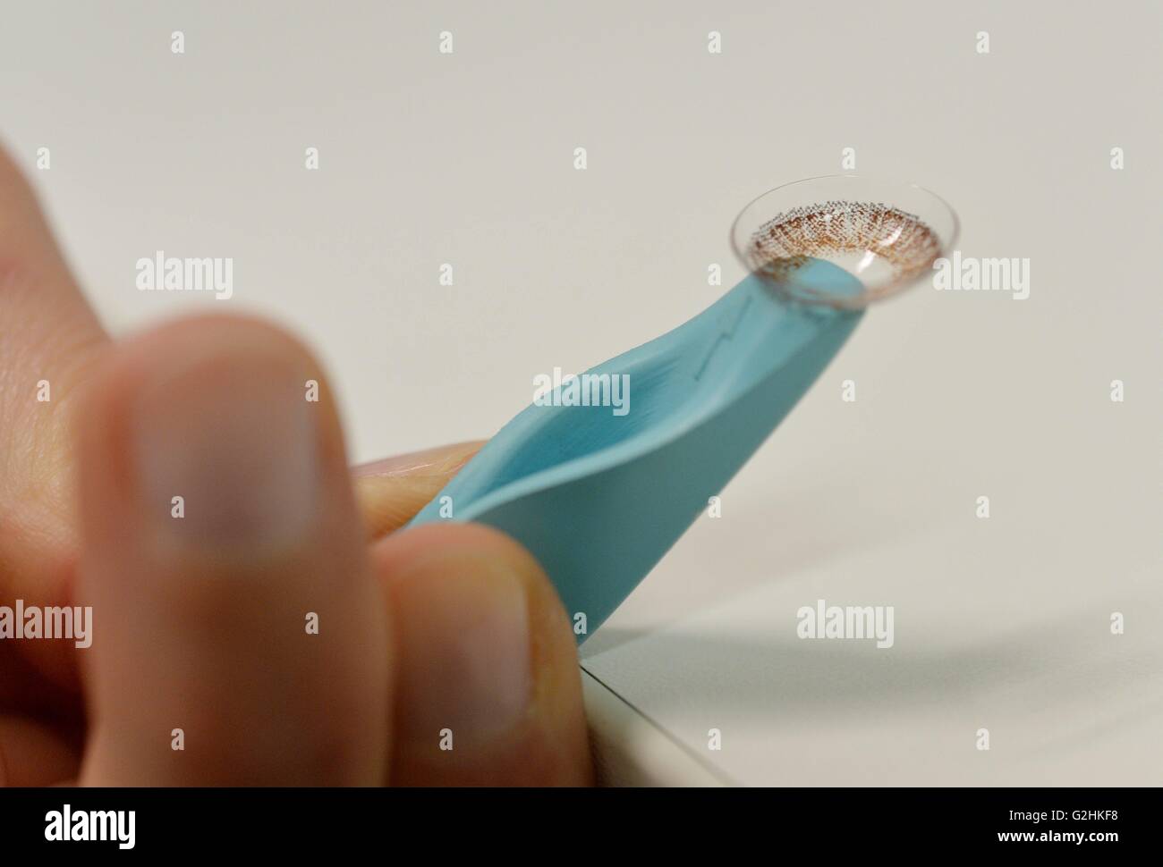 Soft contact lens, Germany, 30. May 2016. Photo Frank May usage