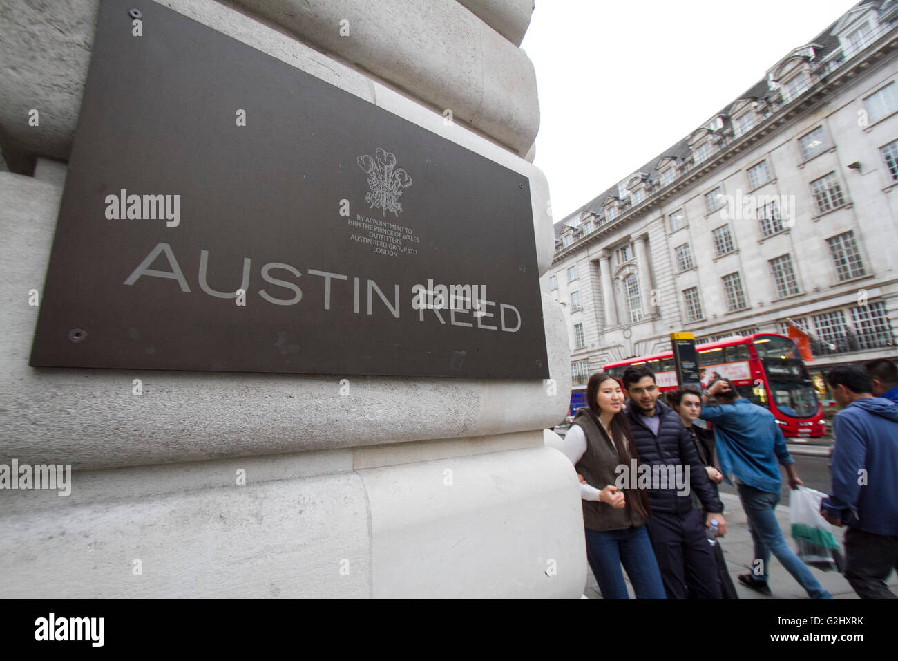 Austin reed uk hi-res stock photography and images - Alamy