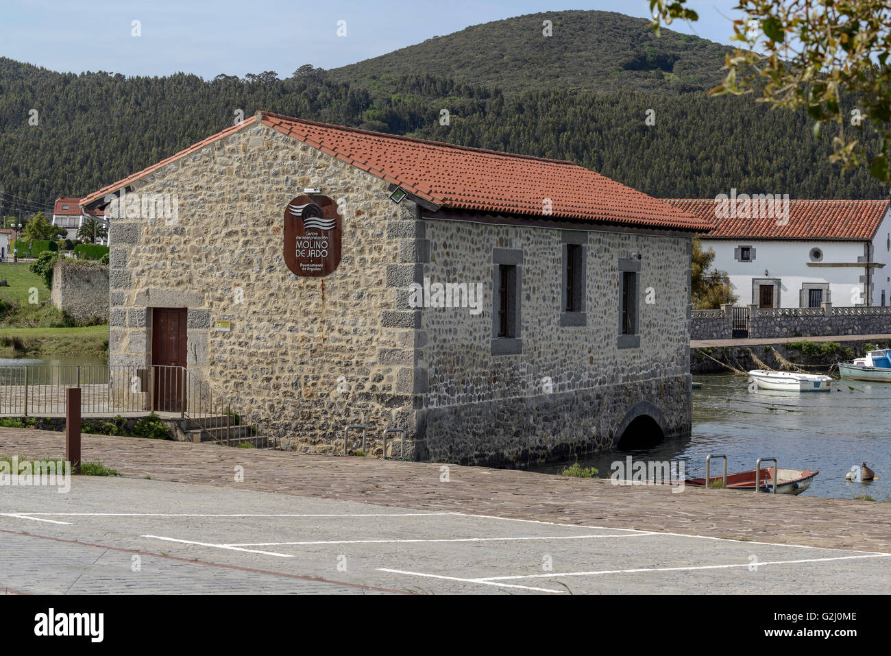 Interpretation museum hires stock photography and images Alamy