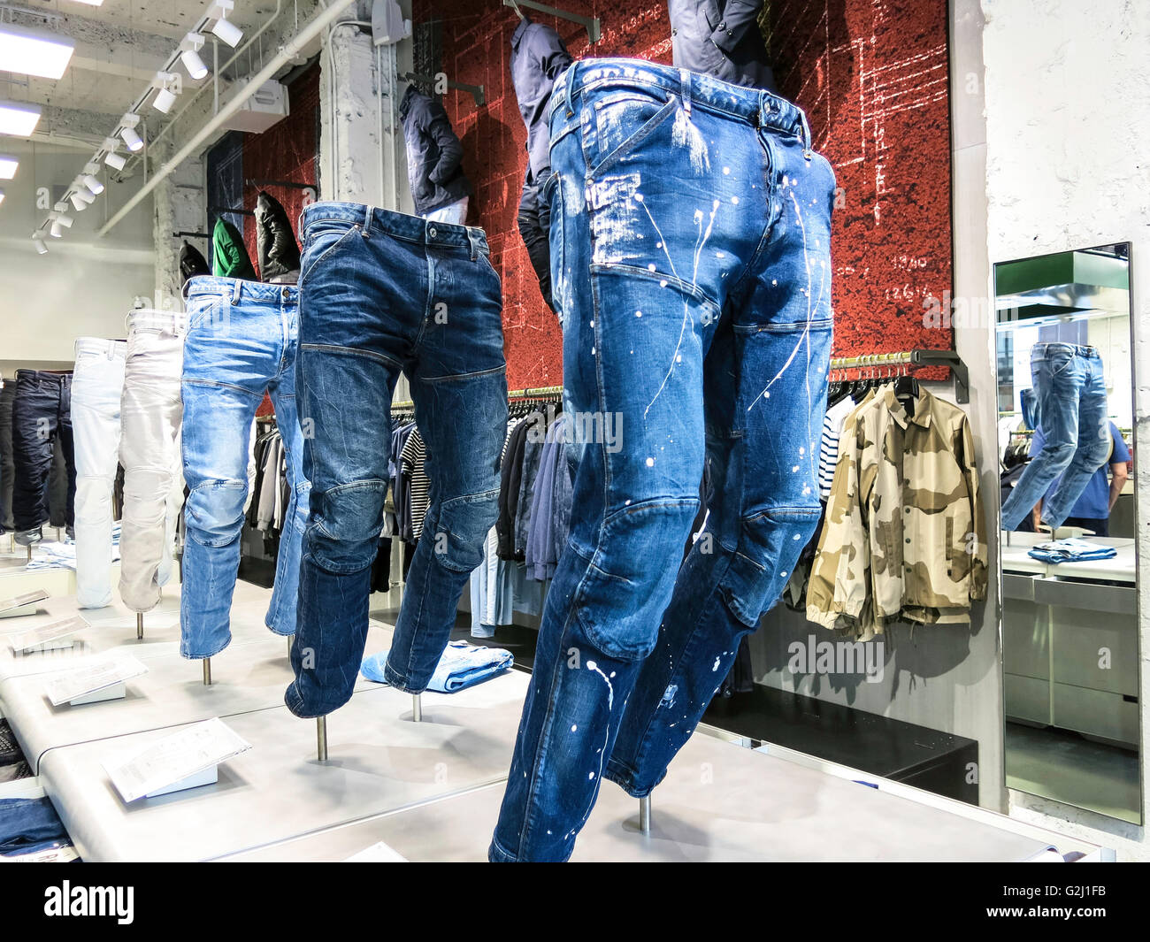 Dutch fashion store hi-res stock photography and images - Page 5 - Alamy