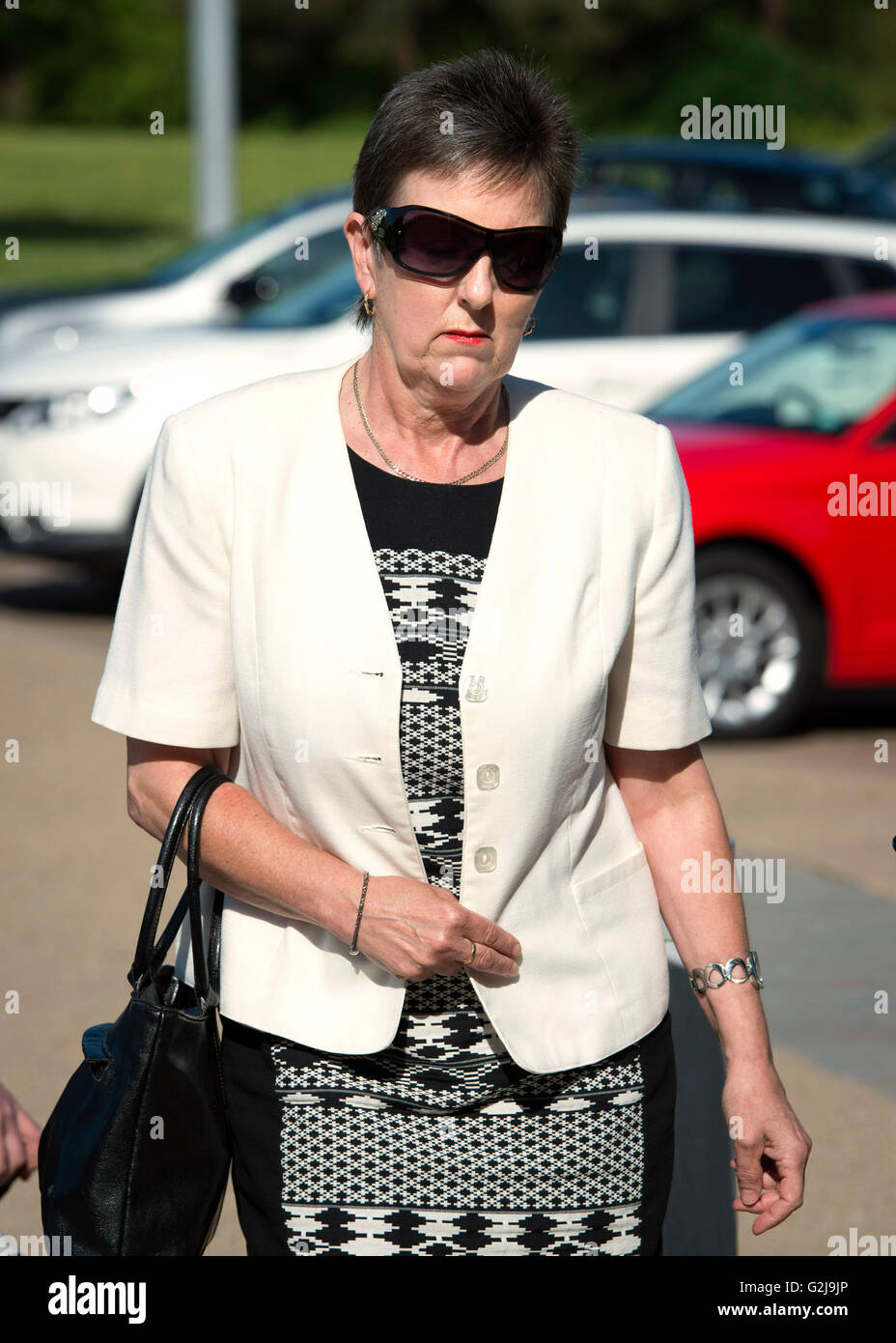 Janie Sell pictures Beth Morris foto