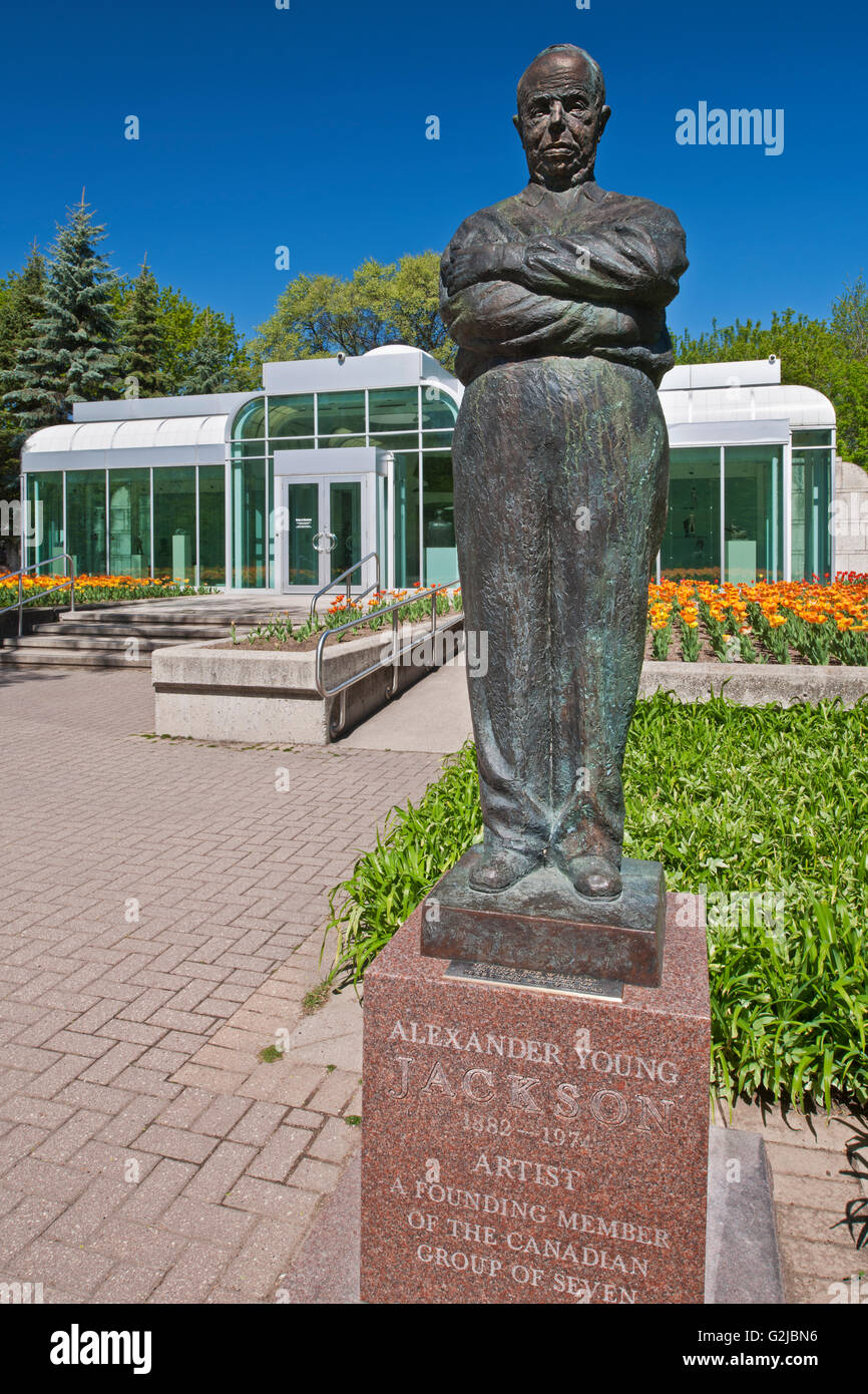 Bronze sculptures in the Leo Mol Sculpture Garden in Assiniboine Park, Assiniboine Park, Winnipeg, Manitoba, Canada Stock Photo