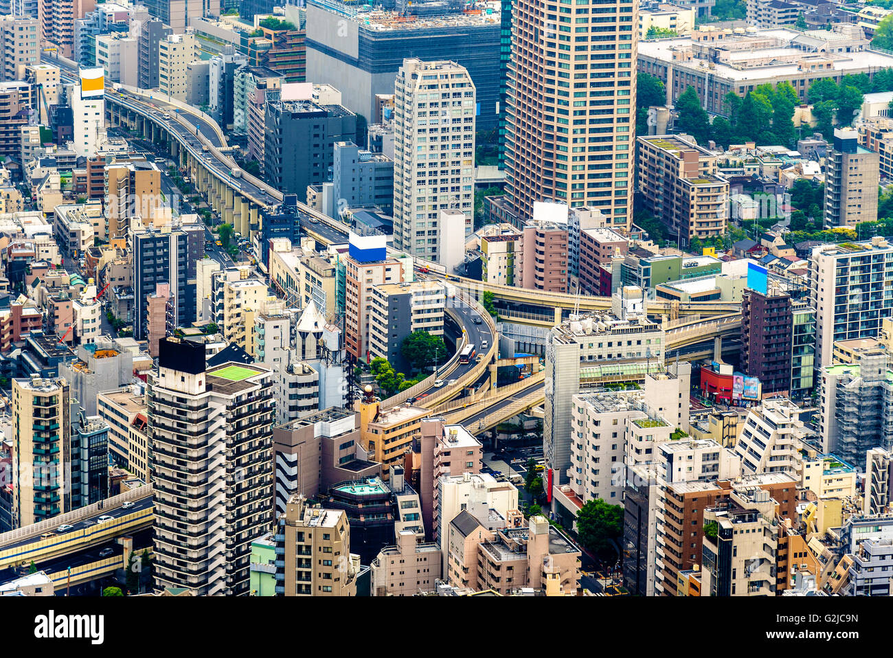 Elevated road interchange in Tokyo city centre Stock Photo