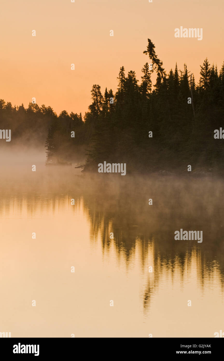 Kenora ontario rushing hi-res stock photography and images - Alamy