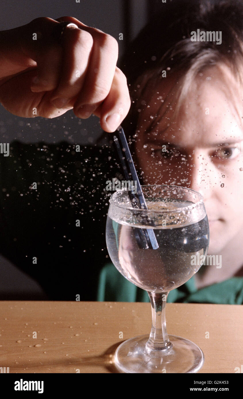 Tuning fork in water hires stock photography and images Alamy