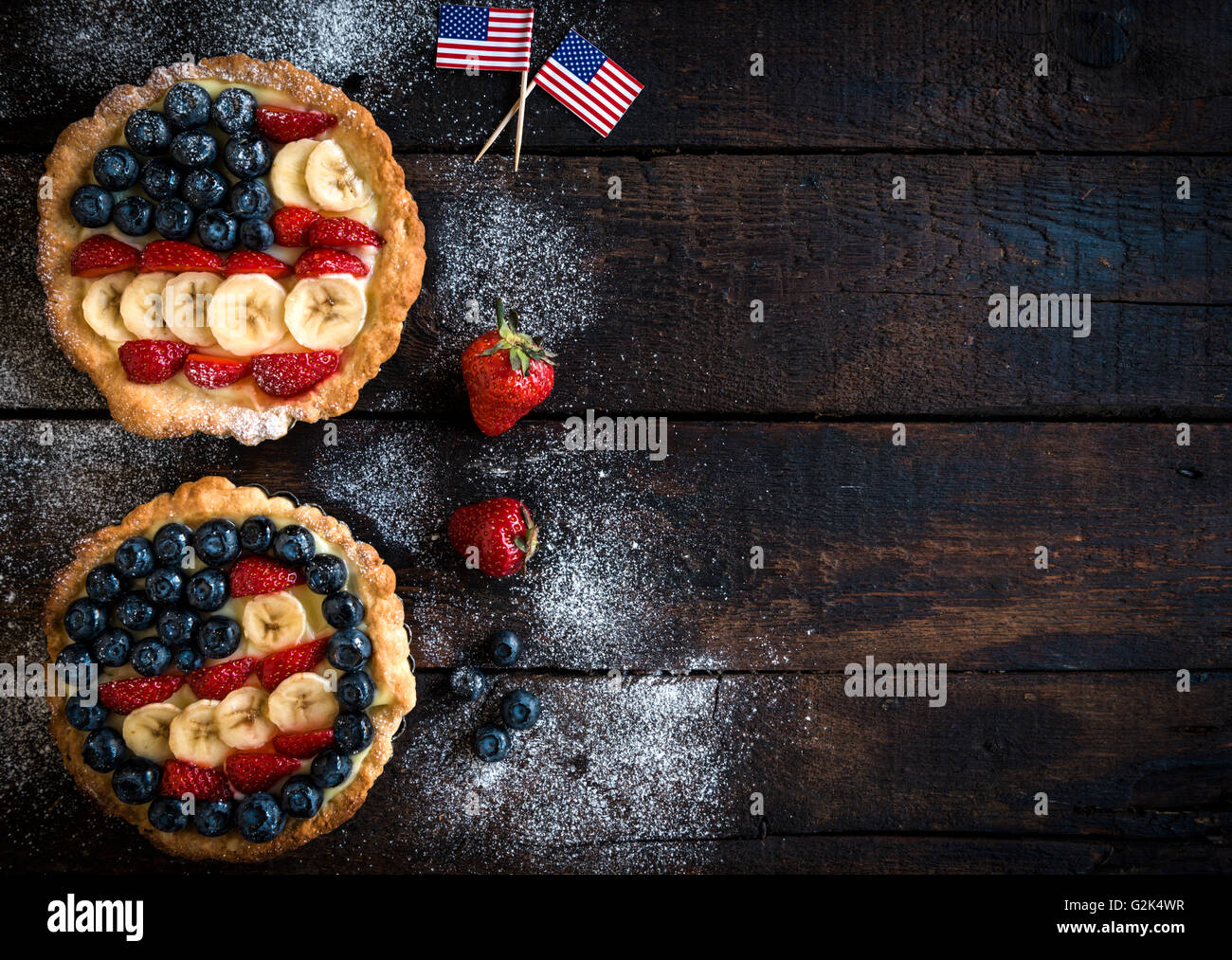 Pudding Flags American flag on the top of pie with berry fruit and vanilla pudding ...
