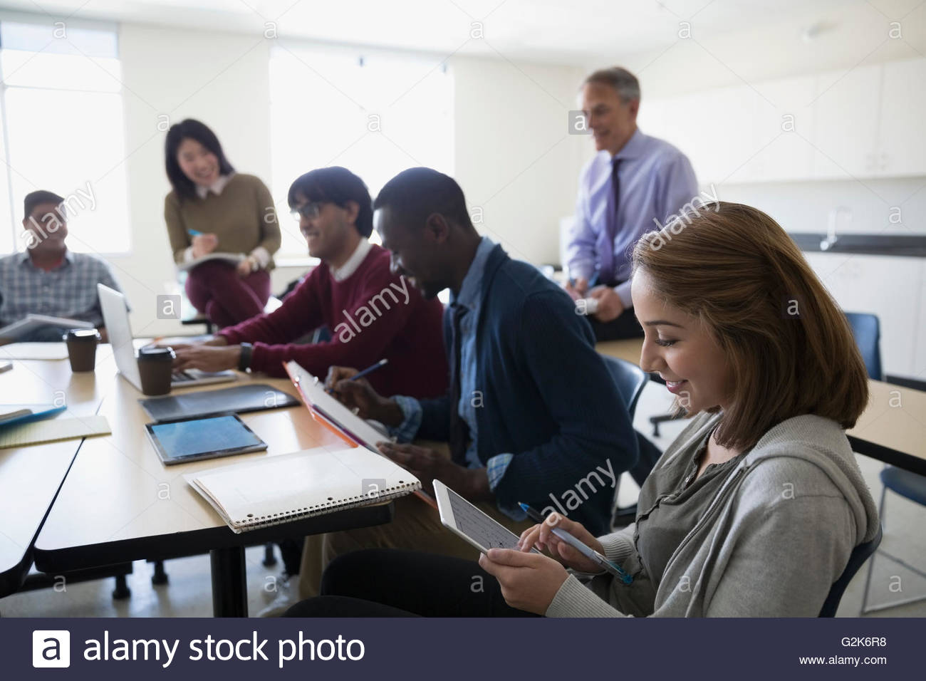 Electronic notes hi res stock photography and images alamy