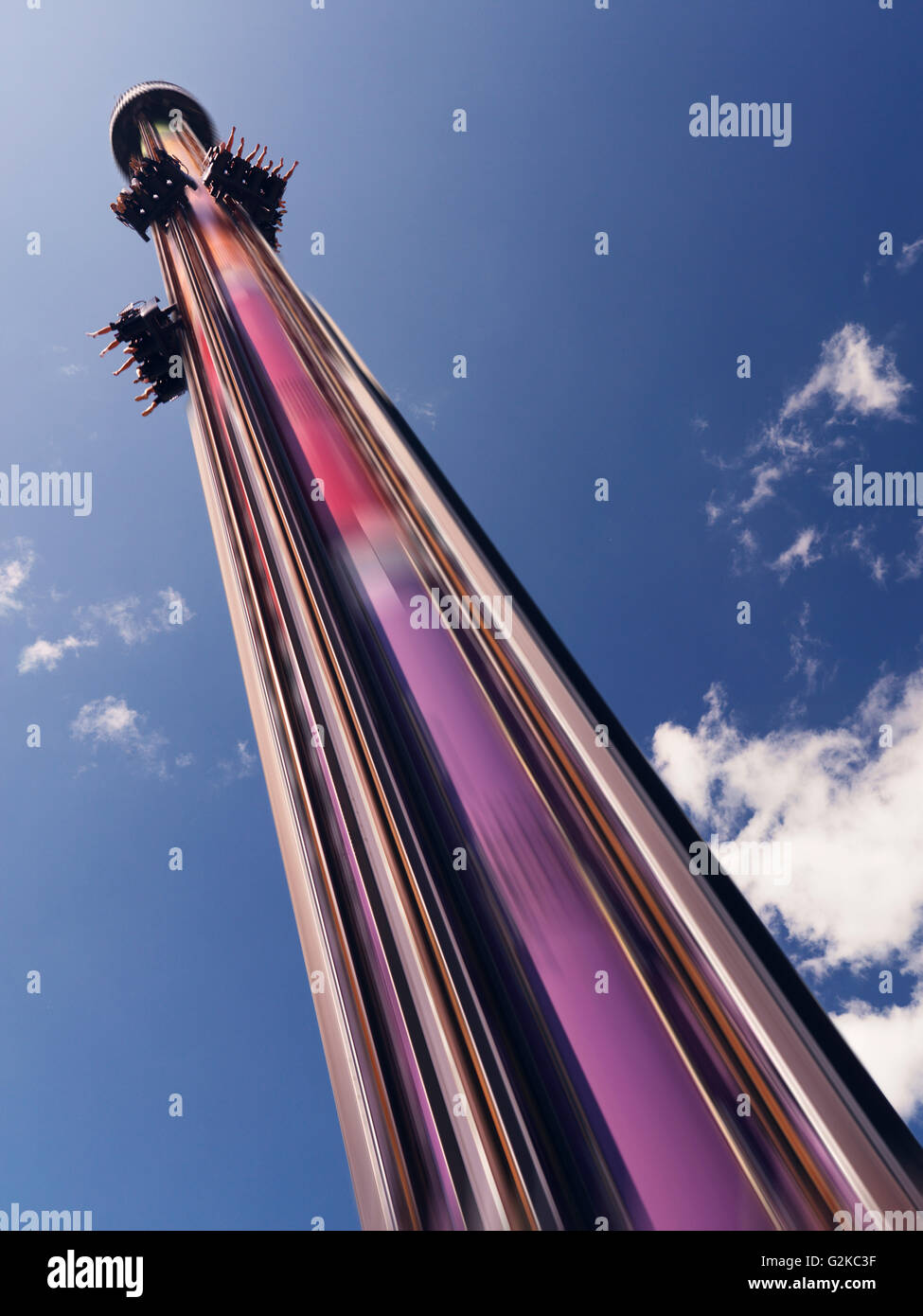 Drop Tower Free Fall Thrill Ride At Canada S Wonderland Amusement Park Vaughan Ontario Canada Vaughan Ontario Province Stock Photo Alamy
