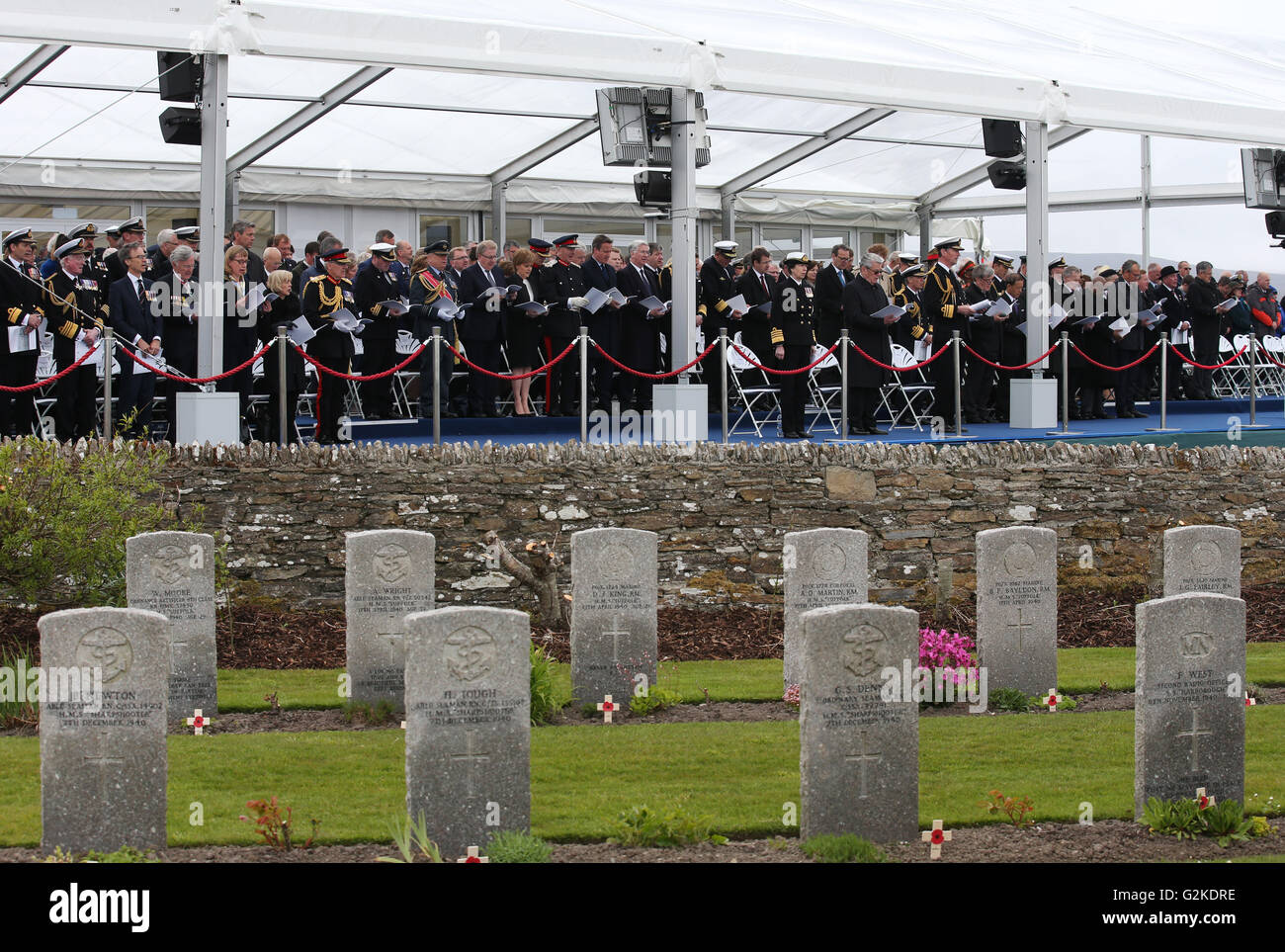 Dignitaries attend a service at Lyness Cemetery on the island of Hoy, Orkney, to mark the centenary of the Battle of Jutland. Stock Photo