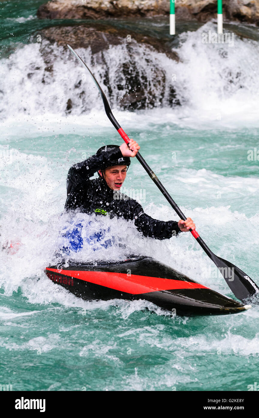 Slalom canoe hires stock photography and images Alamy