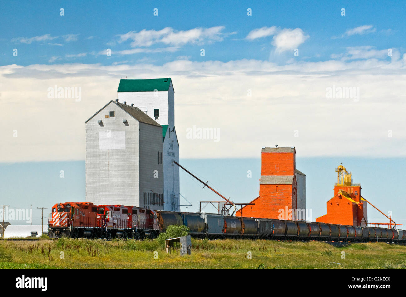 train and grain elevators Cabri Saskatchewan Canada Stock Photo