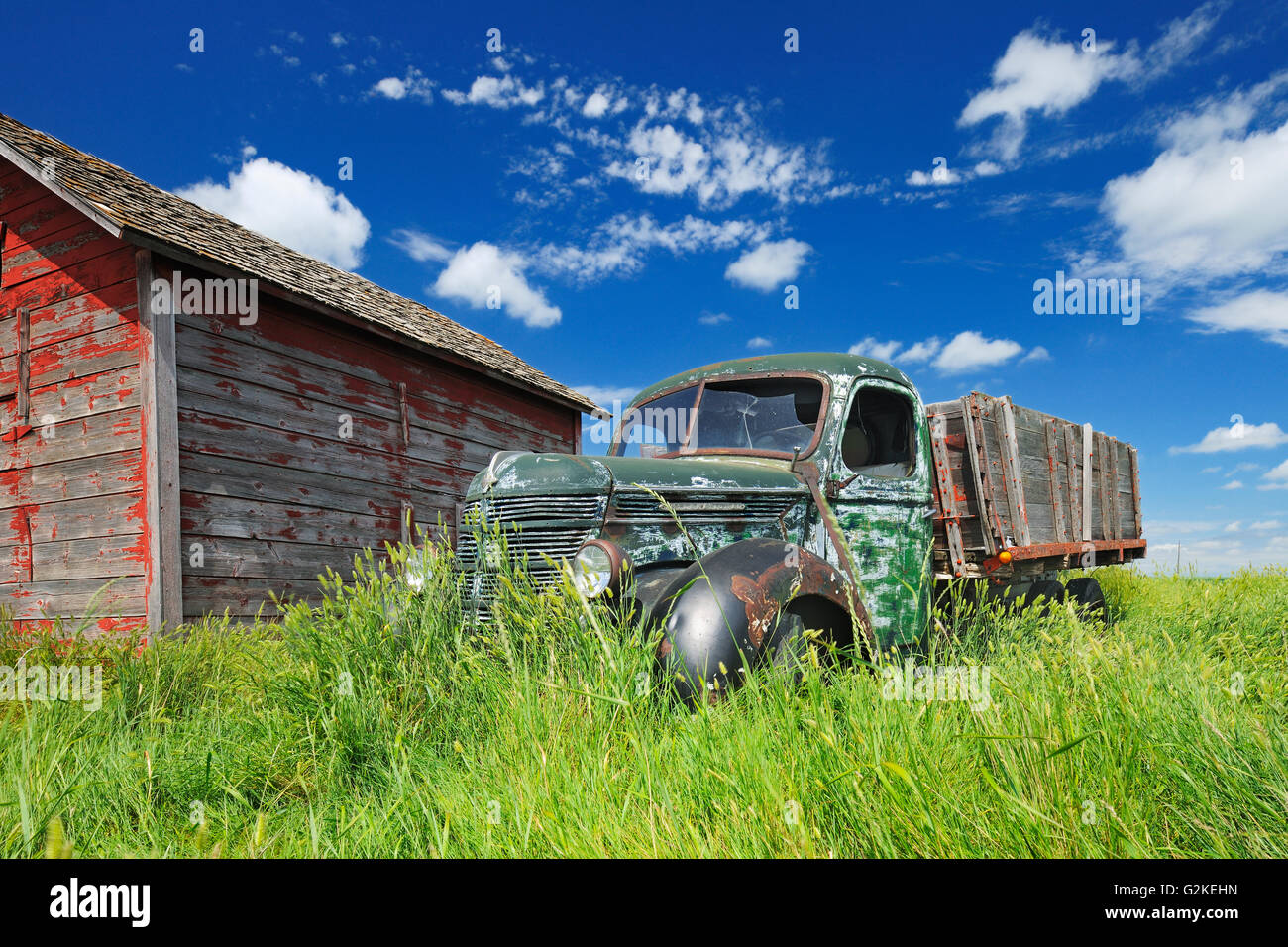 Old international truck hires stock photography and images Alamy