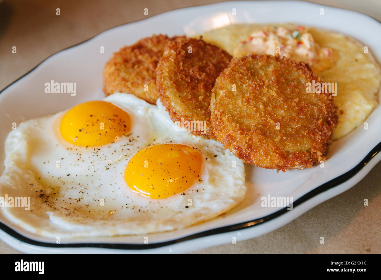 Sunny Side Up Egg Images – Browse 1,196 Stock Photos, Vectors, and Video