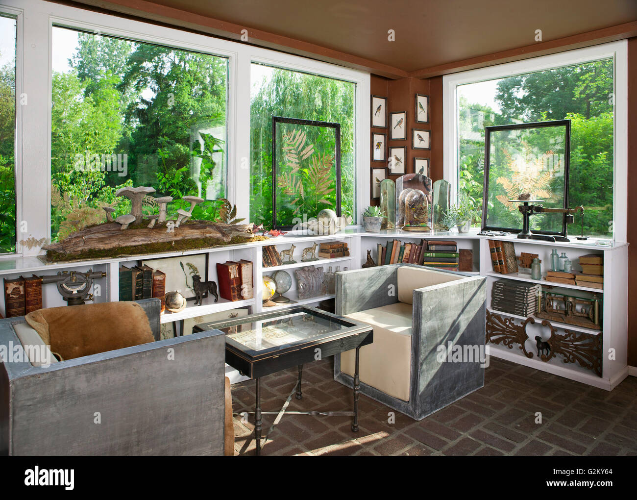 Sitting room living room den hi-res stock photography and images - Alamy