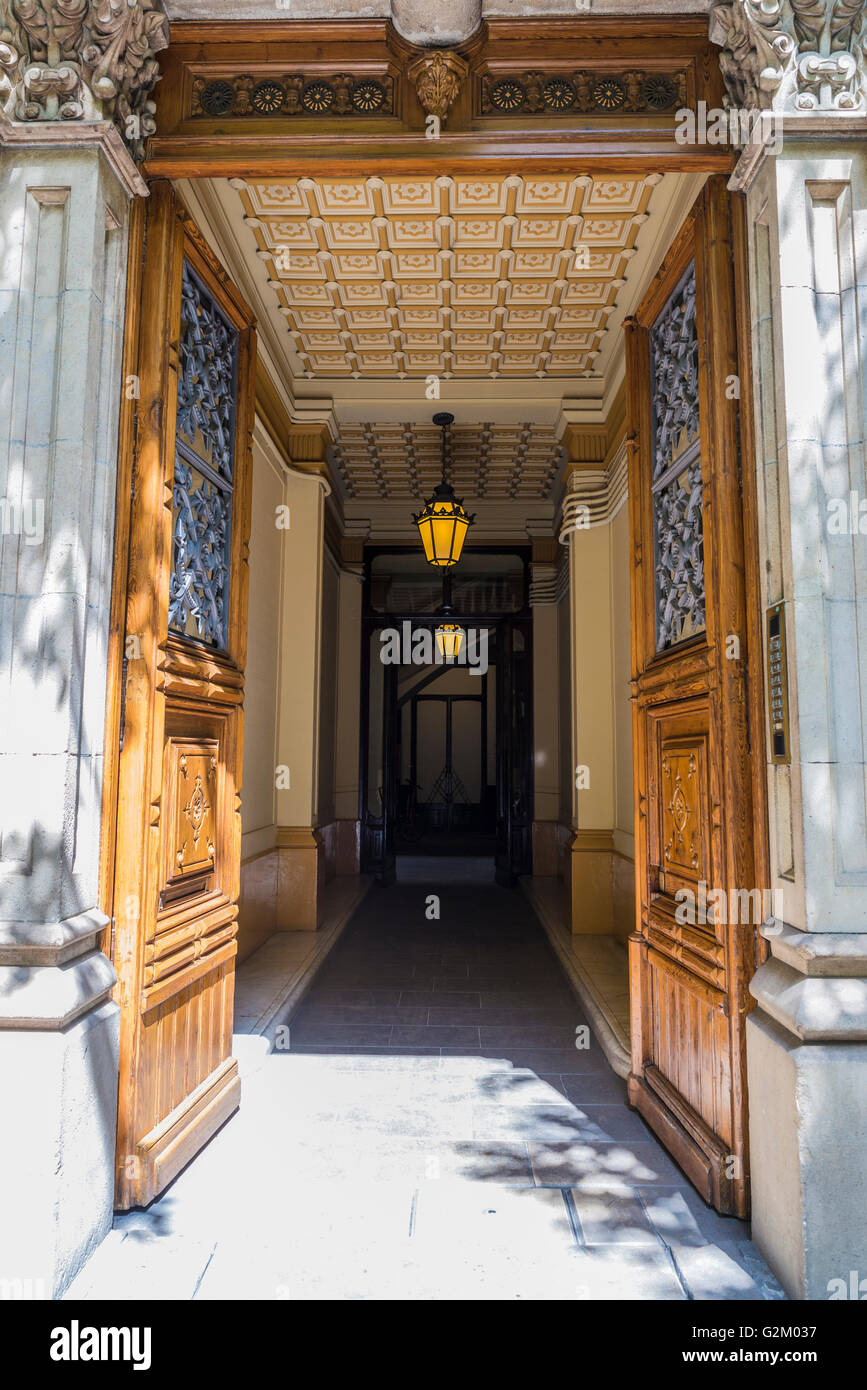 Old Fashioned Light In A Classic Building With The Coffered