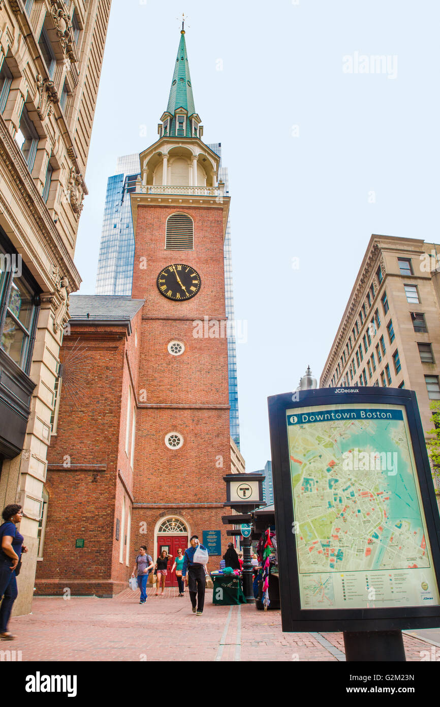 BOSTON, MASSACHUSETTS - MAY 14, 2016: Street view of the Old South Meeting House on Boston's Freedom Trail. This historic landma Stock Photo