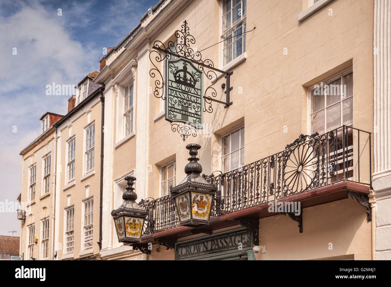 The Crown Passage, a Wetherspoon Hotel which has been known as a coaching inn since the 16th century, Worcester, Worcestershire, Stock Photo