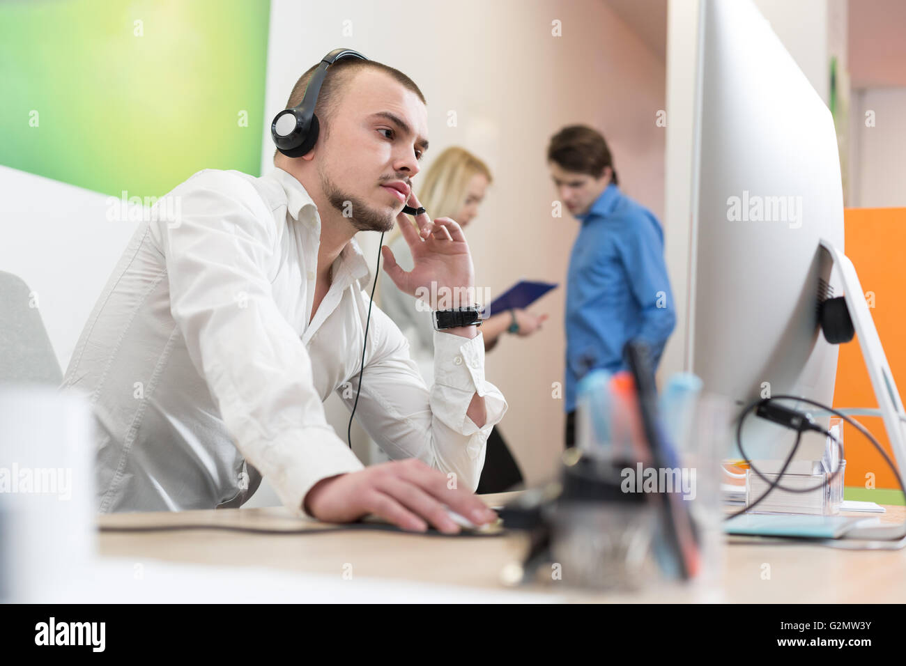 Using operator hi-res stock photography and images - Alamy