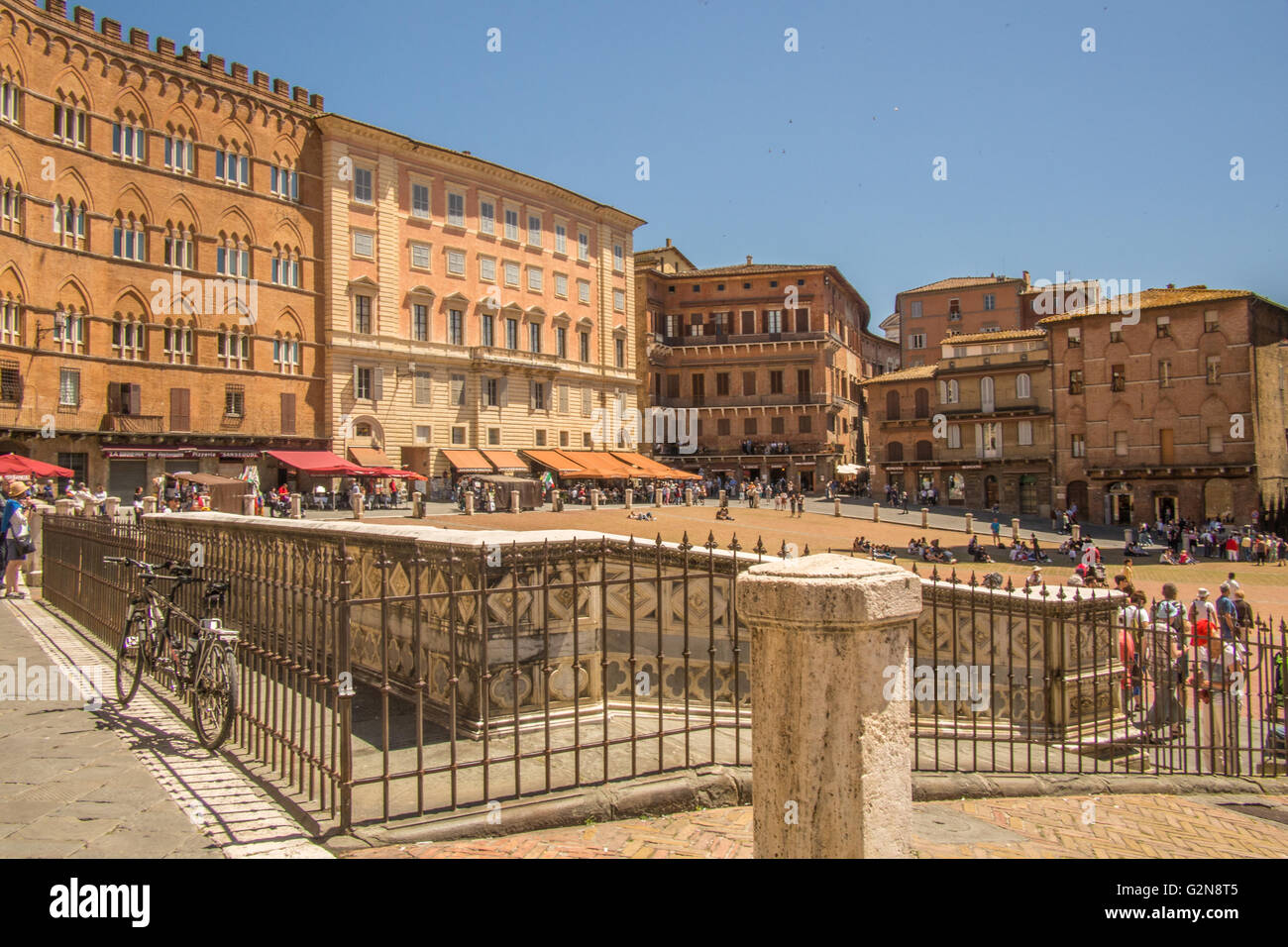'Il Campo', a medieval Piazza in Siena, Tuscany, Italy Stock Photo