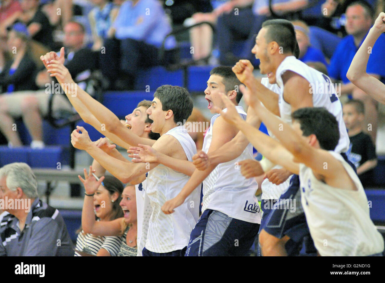 Team players cheering hires stock photography and images Alamy