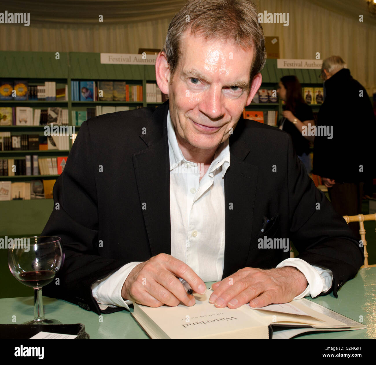 Graham Swift, novelist, author of Waterland and Man Booker prize winner 1996 for Last Orders, signing new novel Mothering Sunday Stock Photo