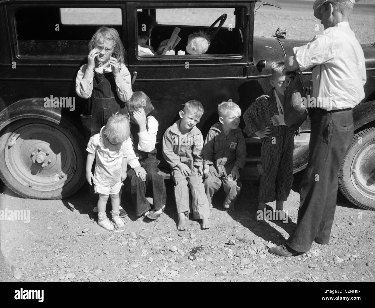 Drought Refugees from Bowman, North Dakota, Portrait, Montana, USA, Arthur Rothstein for Farm Security Administration (FSA), July 1936 Stock Photo