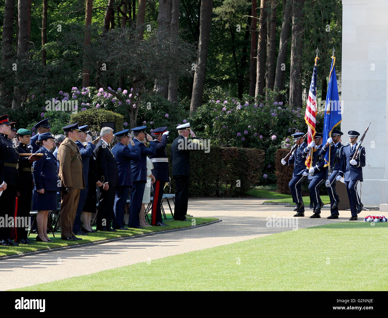 2016 Service at Brookwood Military Cemetery UK - Color Guard USAF 422 ABG saluted by VADM J G Foggo Commander US 6th Fleet Stock Photo