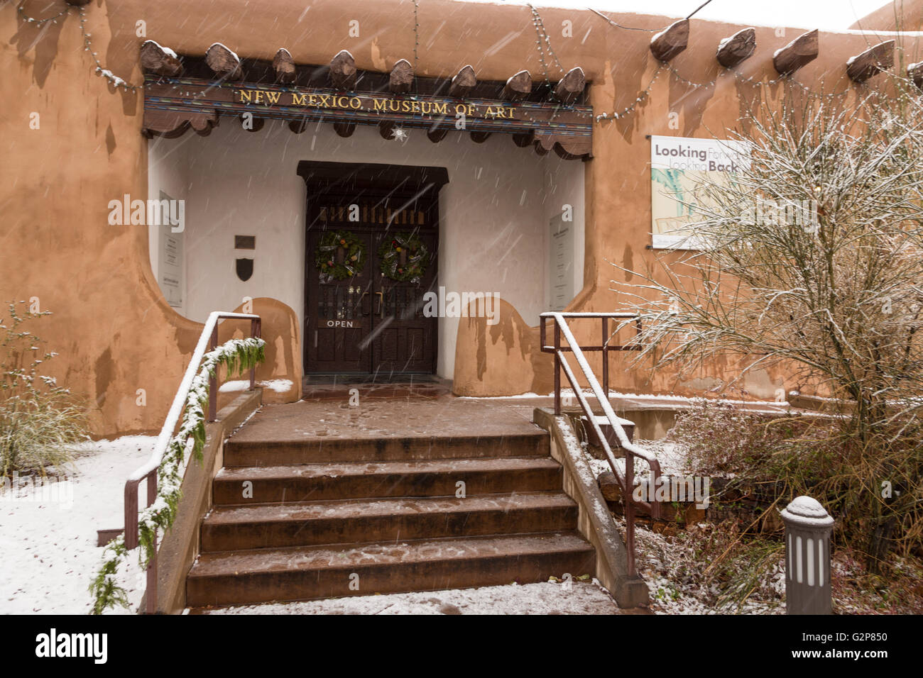 The adobe style New Mexico Museum of Art in the historic district