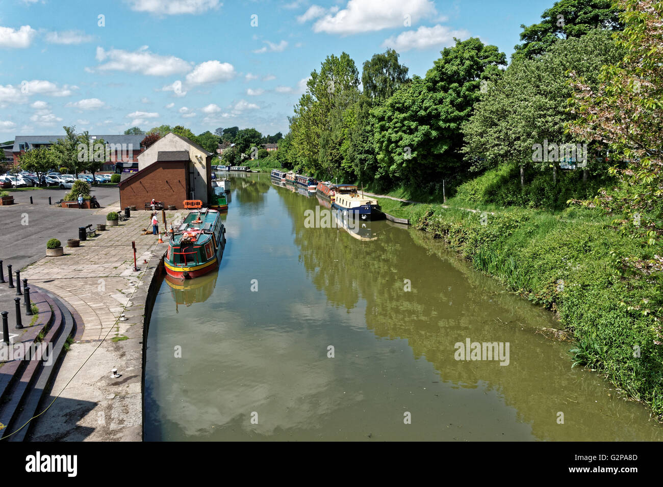 Devizes wharf with moored pleasure boat Stock Photo